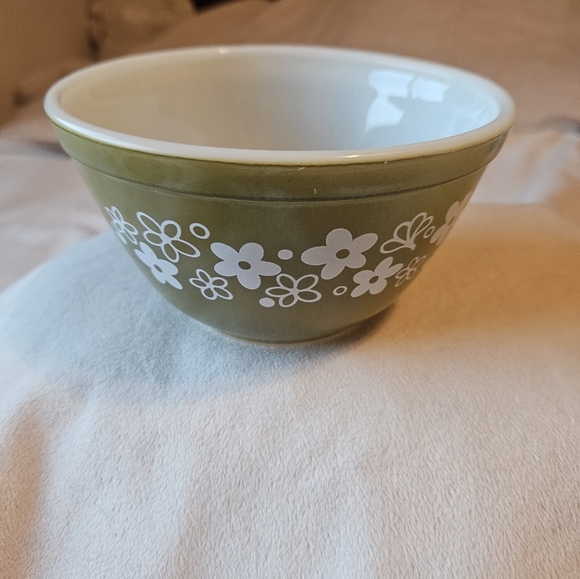 Vintage 1970s Pyrex Green 1.5 Pt Nesting Mixing Bowl 401 Crazy Daisy. - Picture 3 of 4